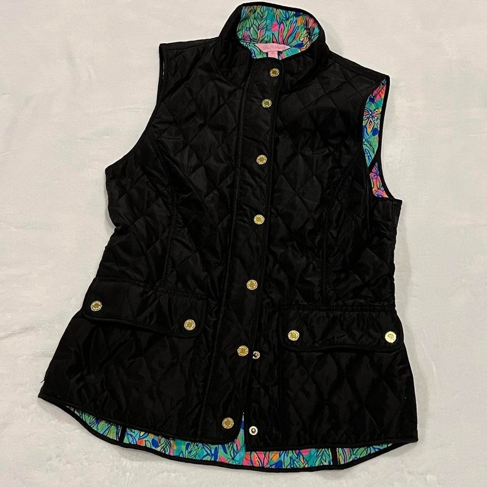 Beautiful quilted Lilly vest. Size medium